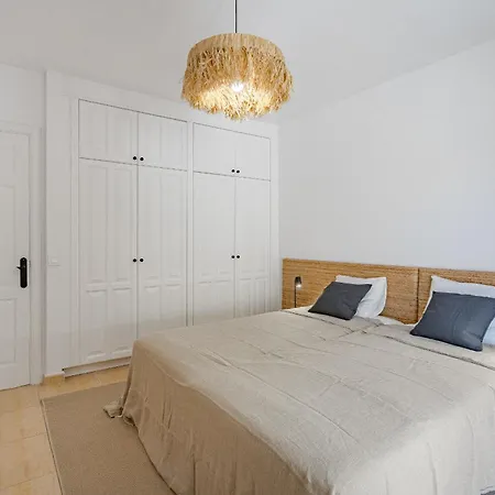 Villa Sabina - 6 Bedroom House