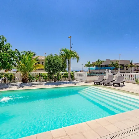 Sabina - 6 Bedroom House * אדחה