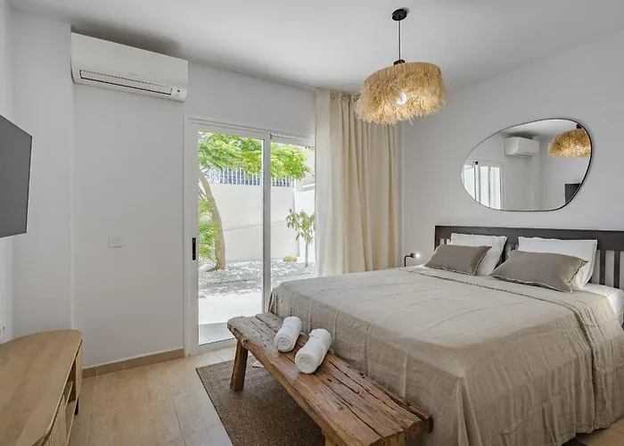 Sabina - 6 Bedroom House * אדחה